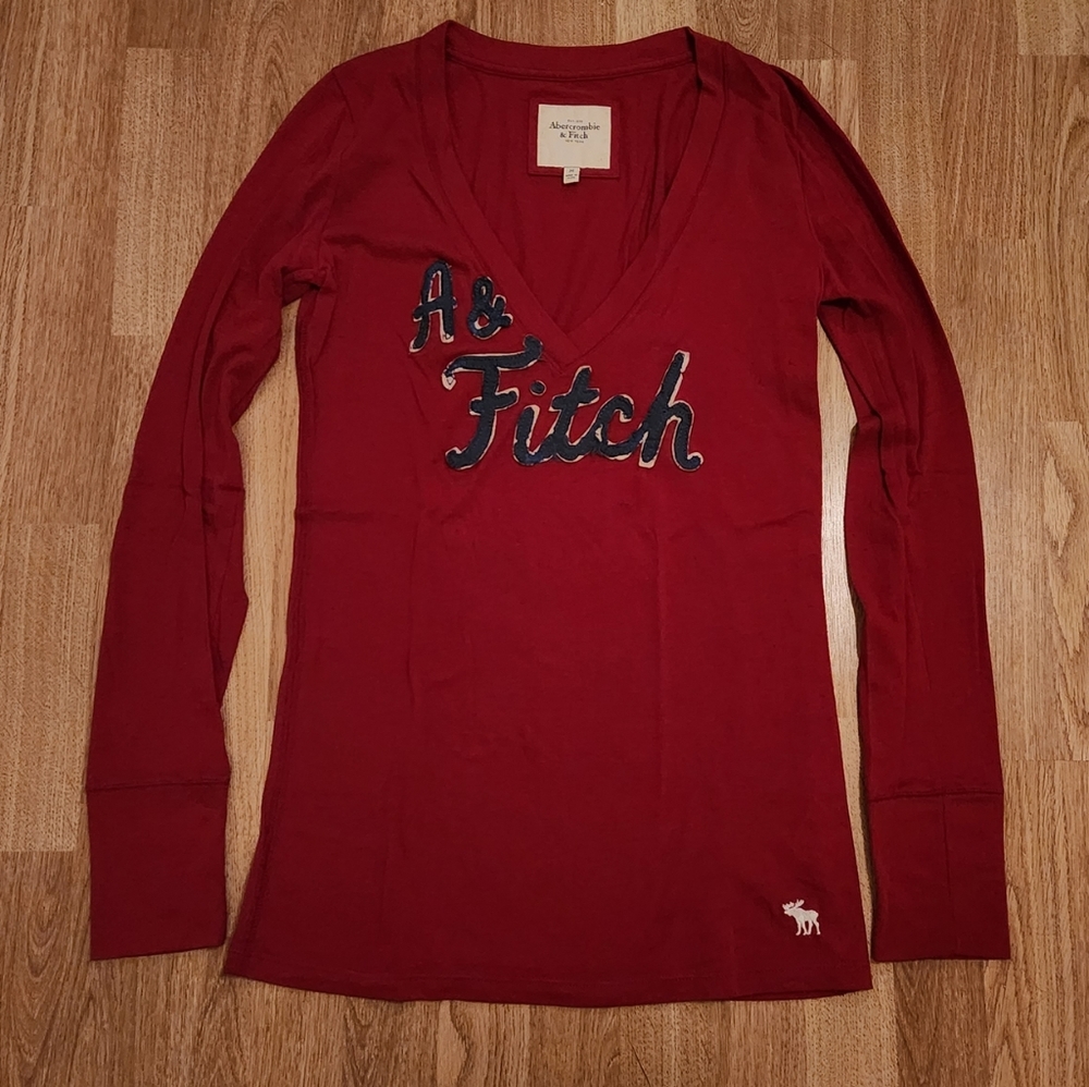 Abercrombie & Fitch Cotton V-Neck Long Sleeve Logo Tee Red Navy Blue Medium